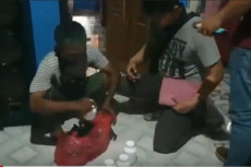 Bandar Pil Kucing Digerebek...