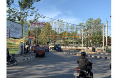 Ada Pemasangan Trek...