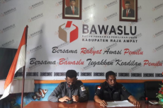 Bawaslu Raja Ampat Temukan...