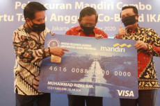 Bank Mandiri Gandeng...