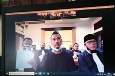 Jalani Sidang Perdana,...