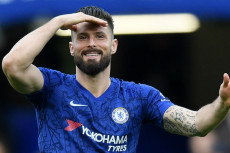Sulit Dapat Suarez,...
