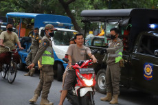 PSBB Akan Dilakukan...