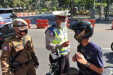 Lihat Operasi Masker...