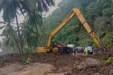 Hujan Deras Semalaman,...