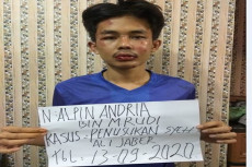 Polisi Tetapkan Penusuk...