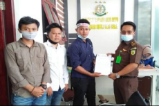 Kajari Batu Bara Terima...