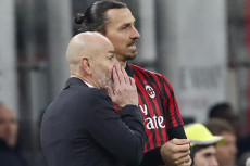 Pioli Siapkan Ibra Lawan...