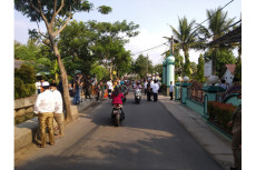Tunggu Kedatangan Jenazah...