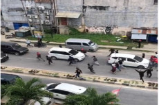 Kendari Rusuh, Ratusan...