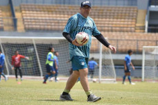 Batal Lawan Persikabo,...