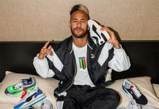 Nilai Sponsor Neymar...