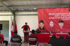 PDIP Yakin Kans Hengki...
