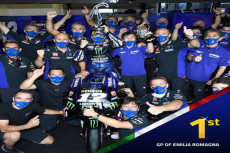 Vinales Emoh Pikirkan...