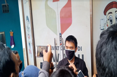 Bawaslu Temukan Ratusan...