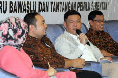 Umrah Dibuka Kembali,...