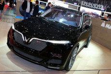 Mobil Nasional Vietnam...