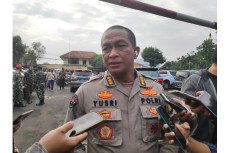 Penyidik Polda Metro...