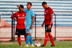 Persela Dikalahkan MU,...
