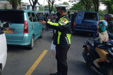 Kendaraan Rombongan...