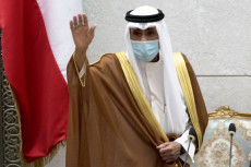 Kuwait Melepas Mendiang...