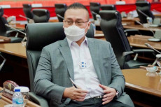 Anies Cabut Larangan...