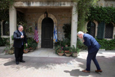 Fatah Protes Keras Pompeo:...