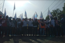 Tolak Omnibus Law, Puluhan...