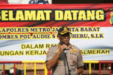 Amankan 36 Pendemo di...