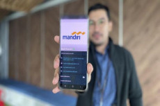 Ngebut Open Banking,...