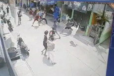 Tawuran Warga di Warakas...