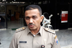 Pemkot Jaktim Pastikan...