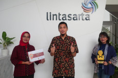 Implementasi Governance,...