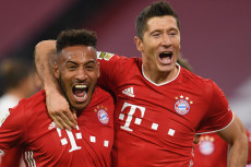 Bayern Muenchen Harus...