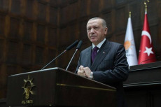Erdogan: Tes S-400 Rusia,...