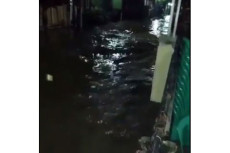 Vila Nusa Indah Terendam...