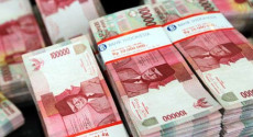 UMP Sulsel Naik 2%,...