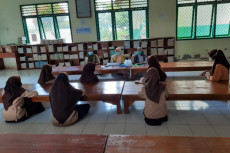 Tantangan Memberikan...