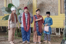 Serial Sultan Aji Malam...