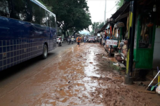 Cuaca Ekstrem Hingga...