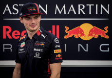 Red Bull Mau Hentikan...