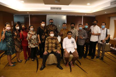 Soal Visi Misi Machfud-Mujiaman,...