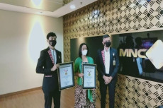 Top! MNC Sekuritas Pecahkan...