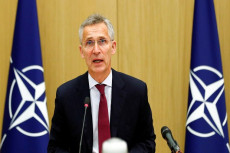 NATO Serukan Dunia Singkirkan...