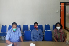 Yayasan 10 November,...