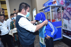 Gubernur Herman Deru:...