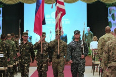Lagi, Filipina Batalkan...
