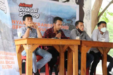 Aliansi Sulteng Menggugat...