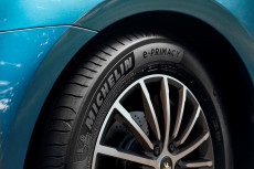 Michelin Luncurkan Ban...
