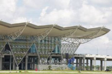Sepi Penumpang, Bandara...